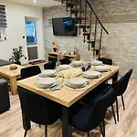 Ladne Miejsce-apartamenty Lejlighed Konradow (Lower Silesia)